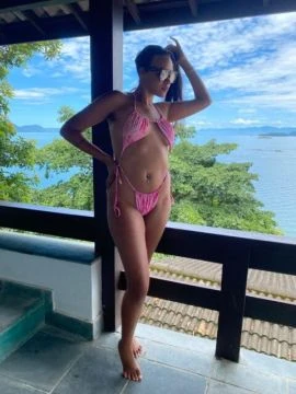 Ingrid Gianne — 8 / 9