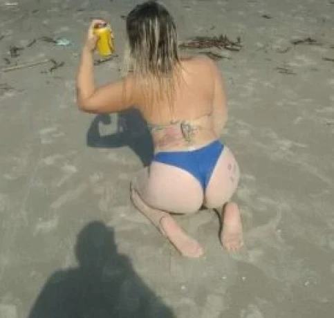 Rayla Santos — 3 / 4