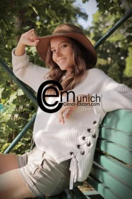 Paula, Escort, Munich