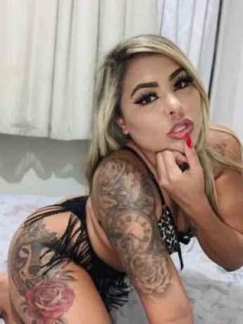 Mirella Oliveira — 6 / 9