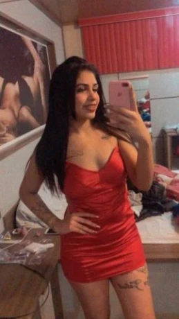 Camila Vasconcelos — 4 / 7