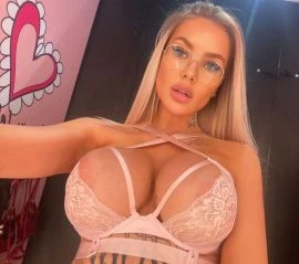 Pornstar XXX — 3 / 9
