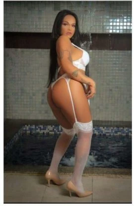 Female Escort — 6 / 7