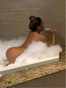 Ruby Borges — 3 / 9