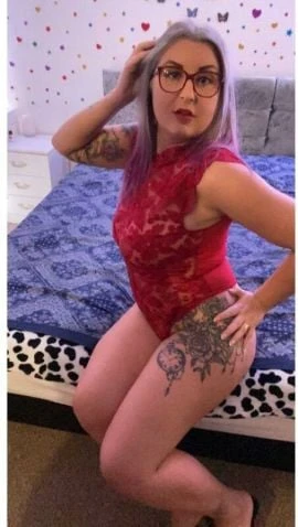 Female Escort — 2 / 9