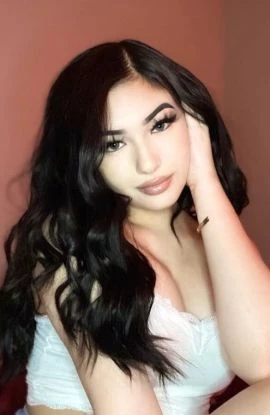 Nicole — 5 / 6