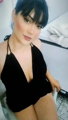 Letícia Ohana — 2 / 4