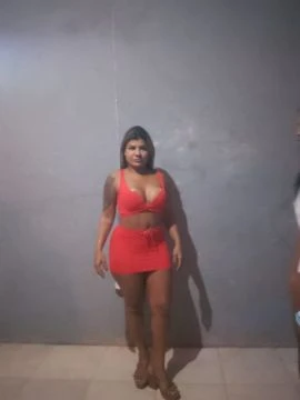 Jade Lisboa — 7 / 9