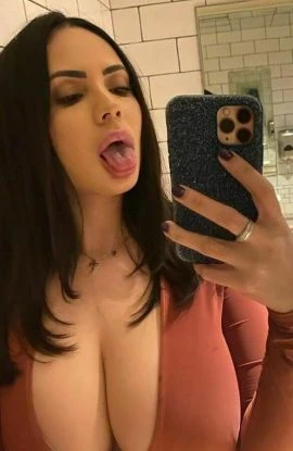 ANNE MAE — 7 / 8