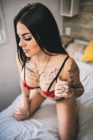 Natália Castro — 4 / 5