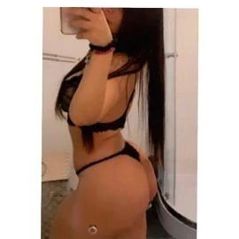 Clara — 6 / 8