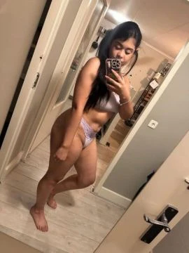 Nikol, Escort, Alkmaar