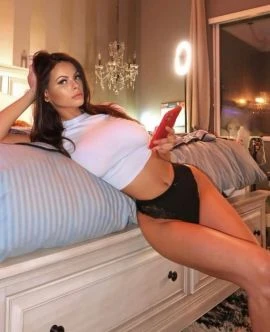 Arianna, Escort, Milan