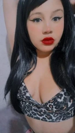 Ana Bella — 4 / 5