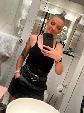 HIGH CLASS ESCORT — 2 / 7