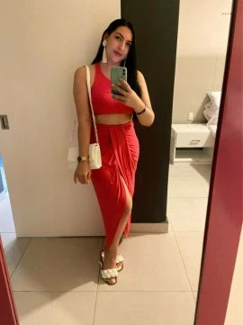 laraspain, Escort, London
