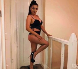 Female Escort — 4 / 9