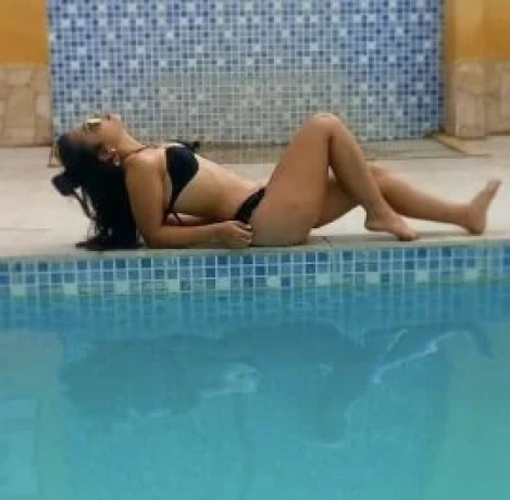 Safira Dutra — 1 / 5