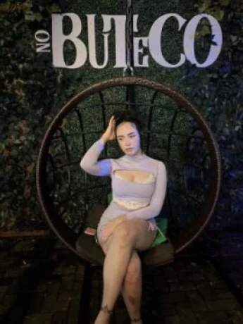 Polly Hernandes — 4 / 5