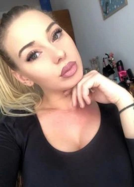 Briana — 2 / 5