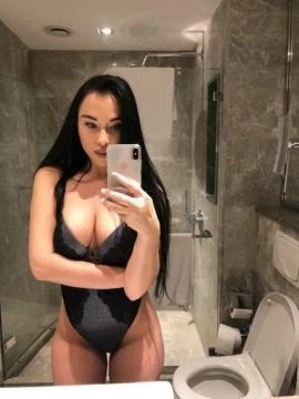 Megan — 2 / 9