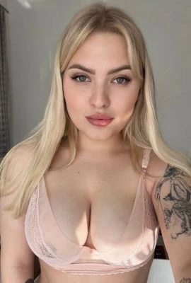 Anita — 2 / 7