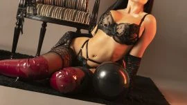 Mia Veríssimo — 2 / 9