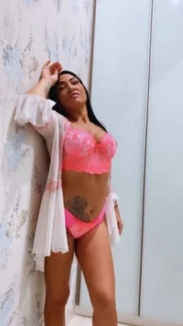 Bruna Oliveira — 3 / 5