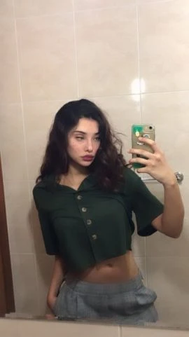 Alexa — 4 / 5