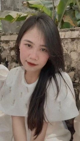 Anniee — 4 / 5