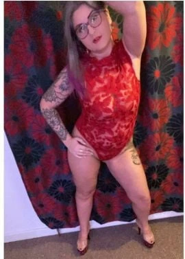 Female Escort — 7 / 9
