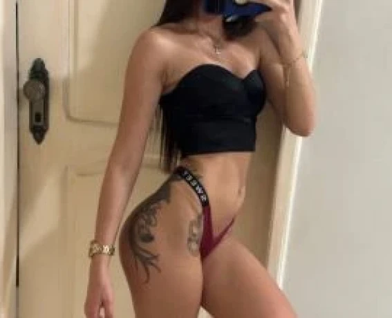 Alexsandra Fortuna — 3 / 6