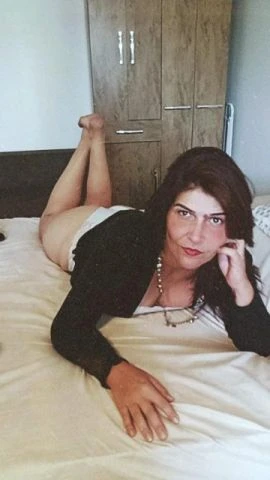 Laura Freire — 4 / 6