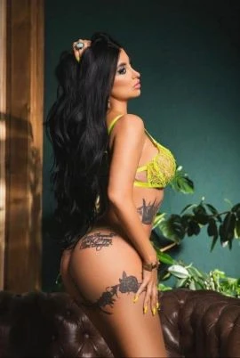 Lola, Escort, Istanbul