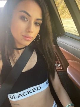 Tasha Lustn — 6 / 7