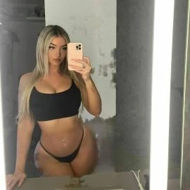 Bella — 1 / 6