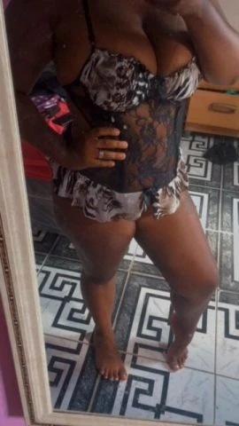 Patrícia Lisboa, Escort, Mesquita