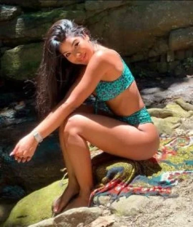 Isabela Fonseca — 2 / 5