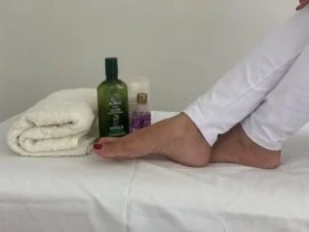 Lívia Farias — 3 / 9