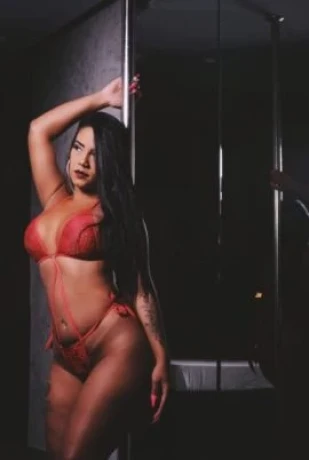 Alice Lopes — 3 / 9