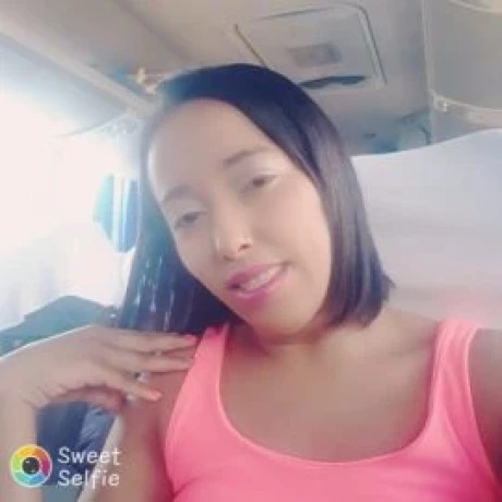 Yasmin Santos — 2 / 5