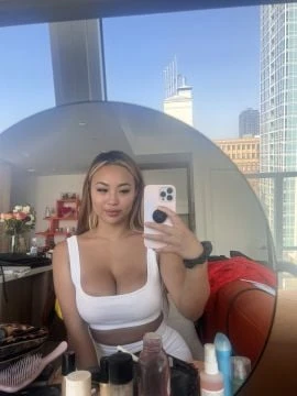 Kayzumy, Escort, Marseille