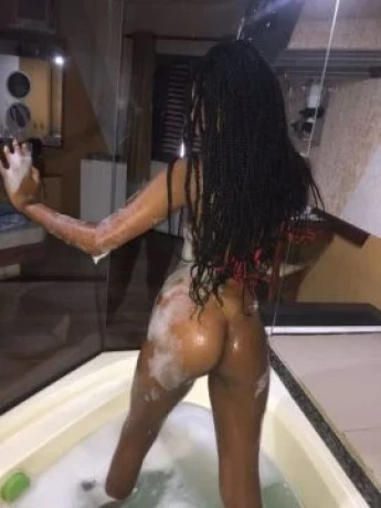 Natacha Stevens — 3 / 5