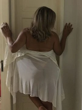 Laura Ferraz — 3 / 4