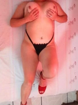 Juju Oliver, Escort, Parana