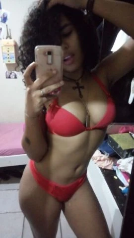 Ísis Martins, Escort, Santa Catarina