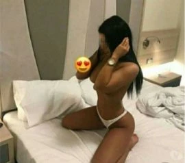 Female Escort — 2 / 3