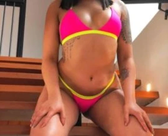 Danielly Silva — 4 / 5