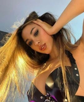 Jessica — 6 / 8