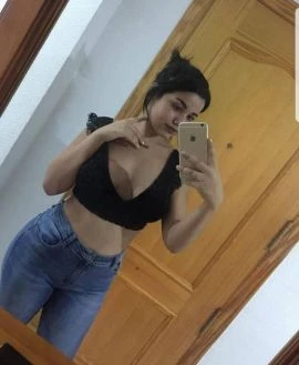 Larisa, Escort, Istanbul
